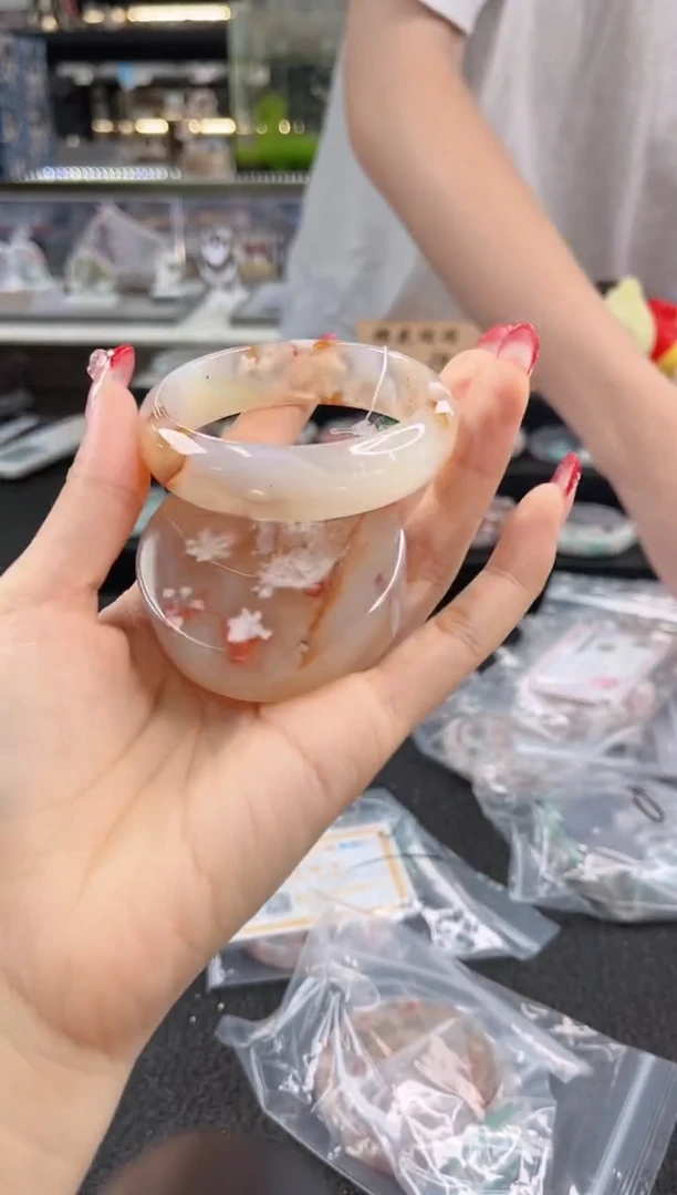 未镶嵌手镯石英质玉55圈口（赠品镯心）.3366354