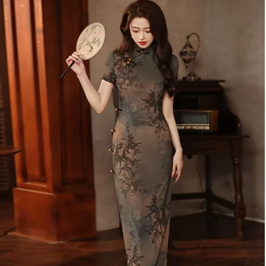 西水墨国风长款改良旗袍2025新款年轻款女复古修身气质平时可穿