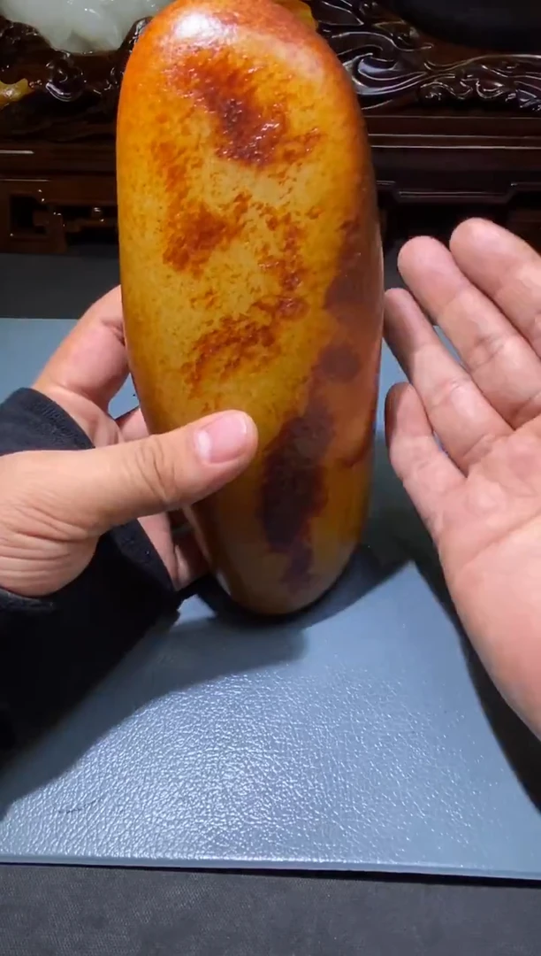 未镶嵌和田玉摆件悟****.和田玉