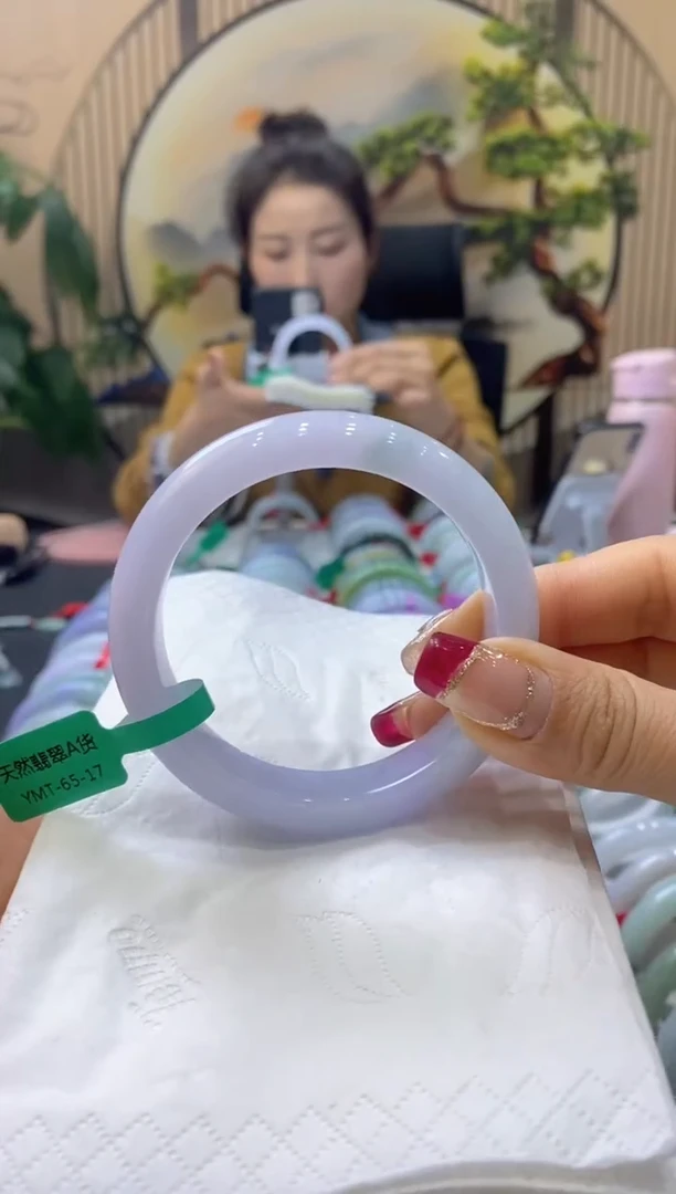 【闪购商品】翡翠手镯未镶嵌99904862