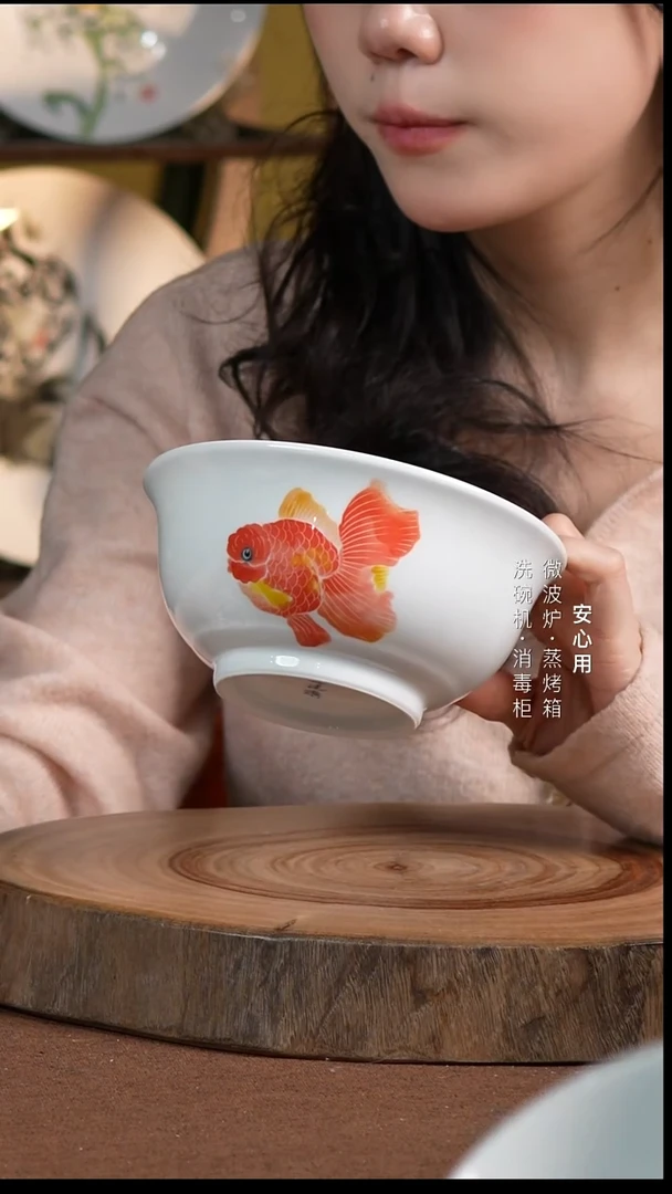 瓷景德镇高温手绘釉下彩碗金鱼