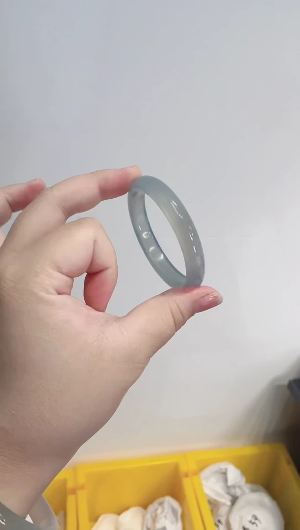 【闪购商品】玛瑙/玉髓手镯未镶嵌026圈口52