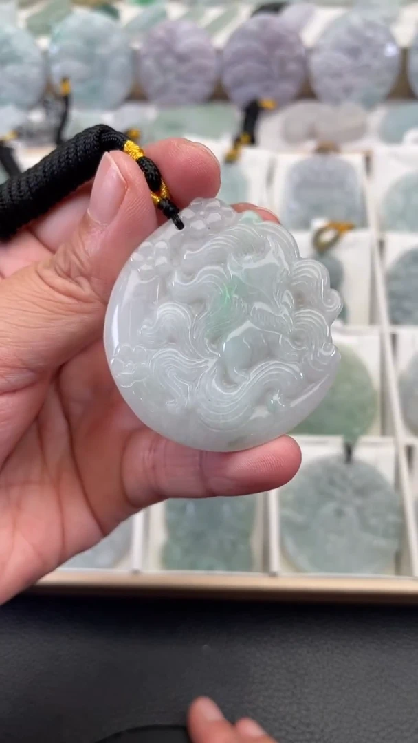 颈饰未镶嵌翡翠天然缅甸翡翠A货86