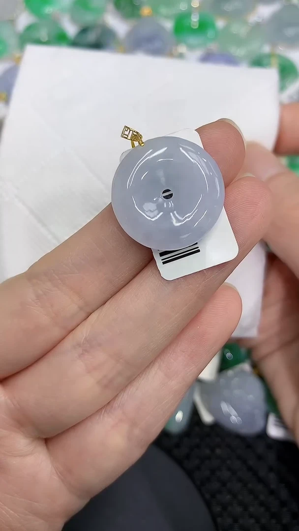 颈饰18K金镶嵌翡翠1111111111111