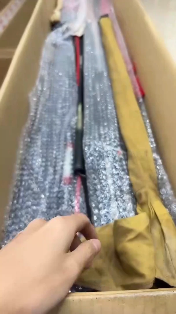中*鱼竿，孤品，一拍一物，微瑕疵，以直播间讲解为准