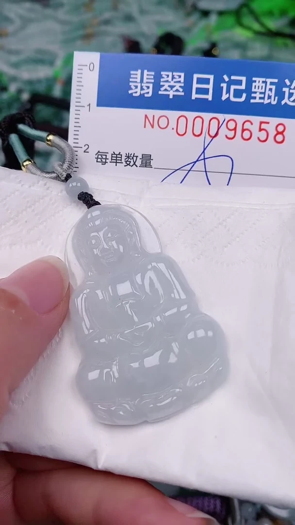 【闪购商品】翡翠颈饰未镶嵌00009658