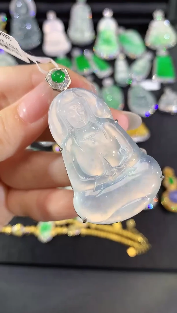 吊坠(不含链)18K金镶嵌翡翠61-观音