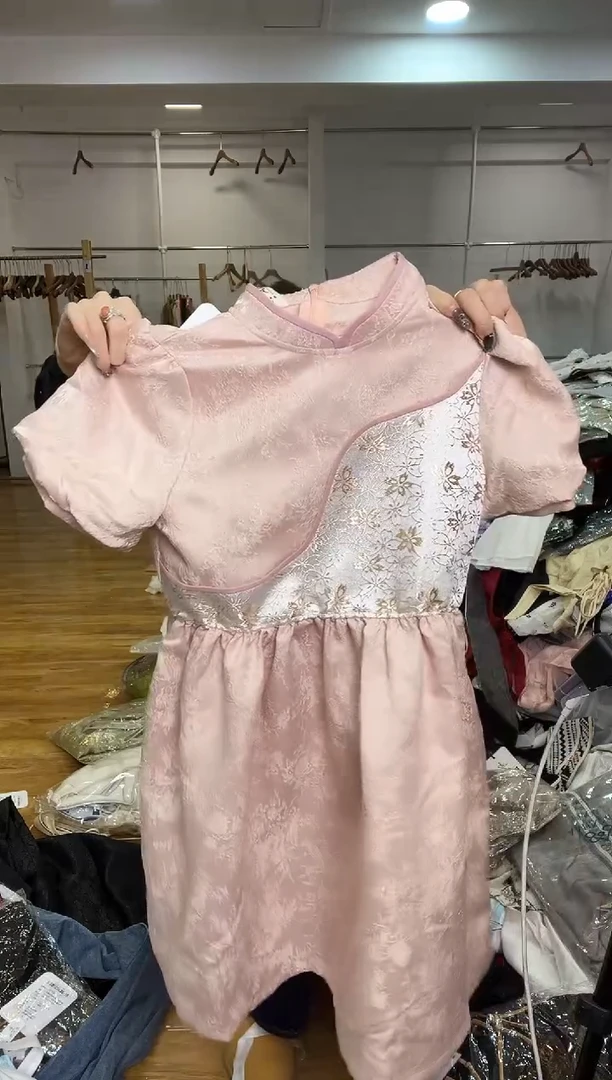 儿童       连衣裙      150码