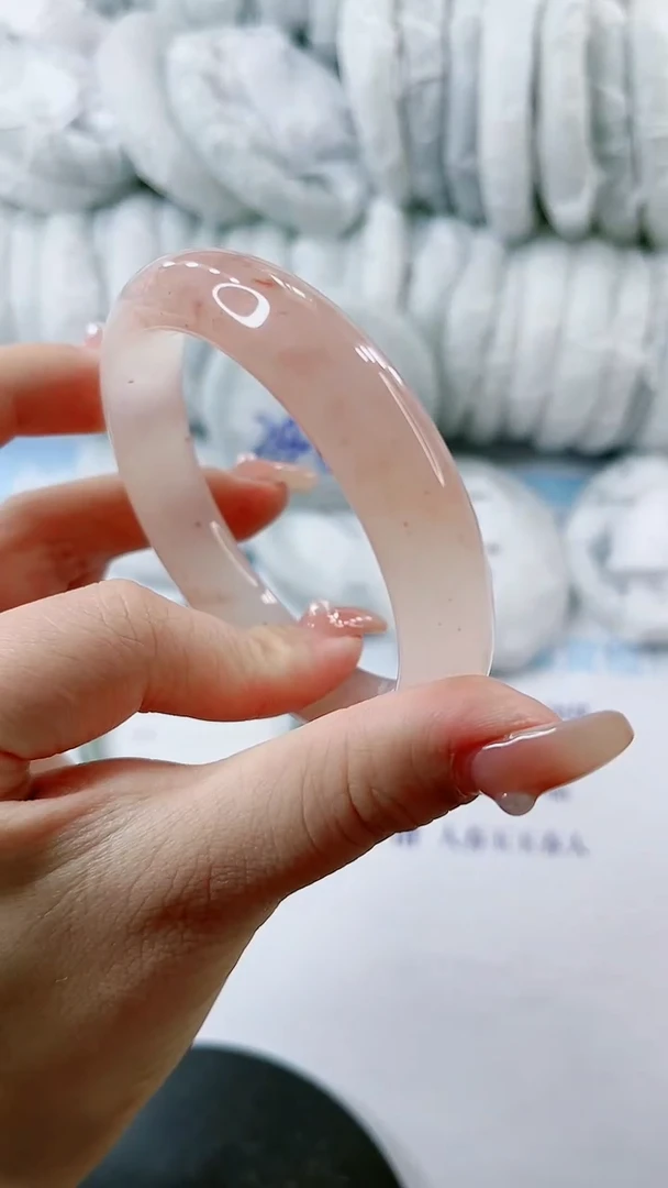 【闪购商品】石英质玉手镯未镶嵌0380713926-多样性发货