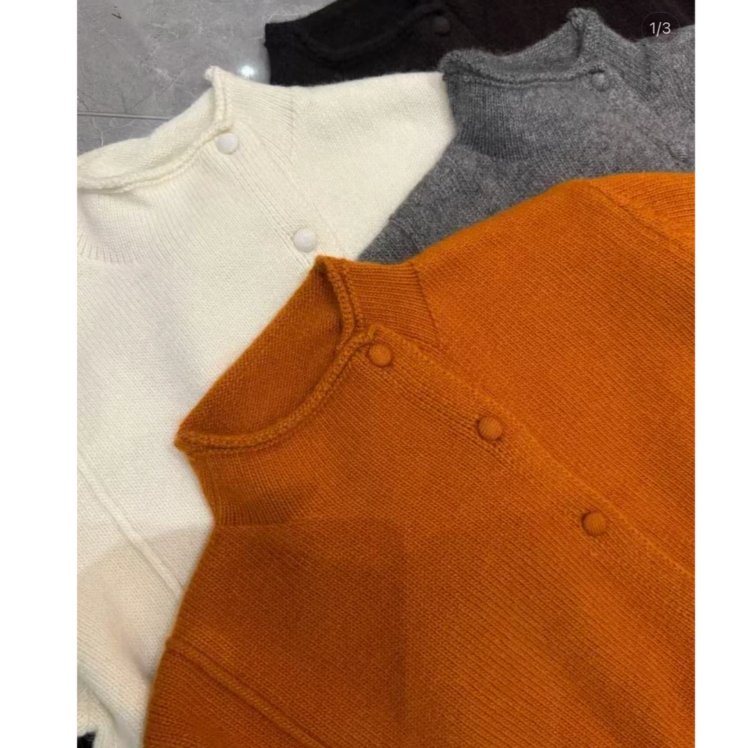 2025秋冬新款纯色设计感立领针织毛衣