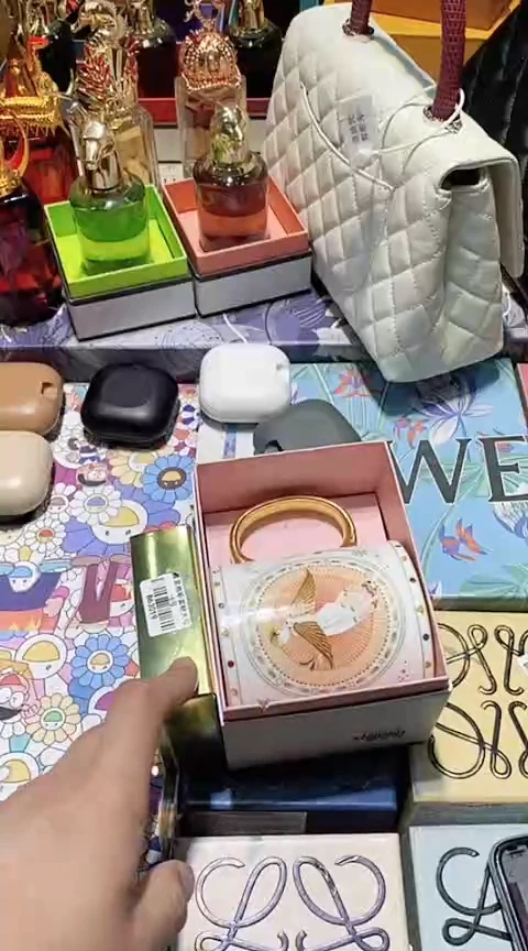 【闪购商品】瓷片6666666666666666