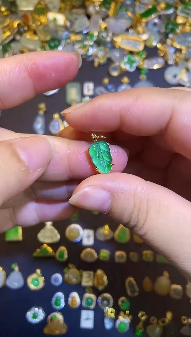 翡翠银S925镶嵌吊坠(不含链)1