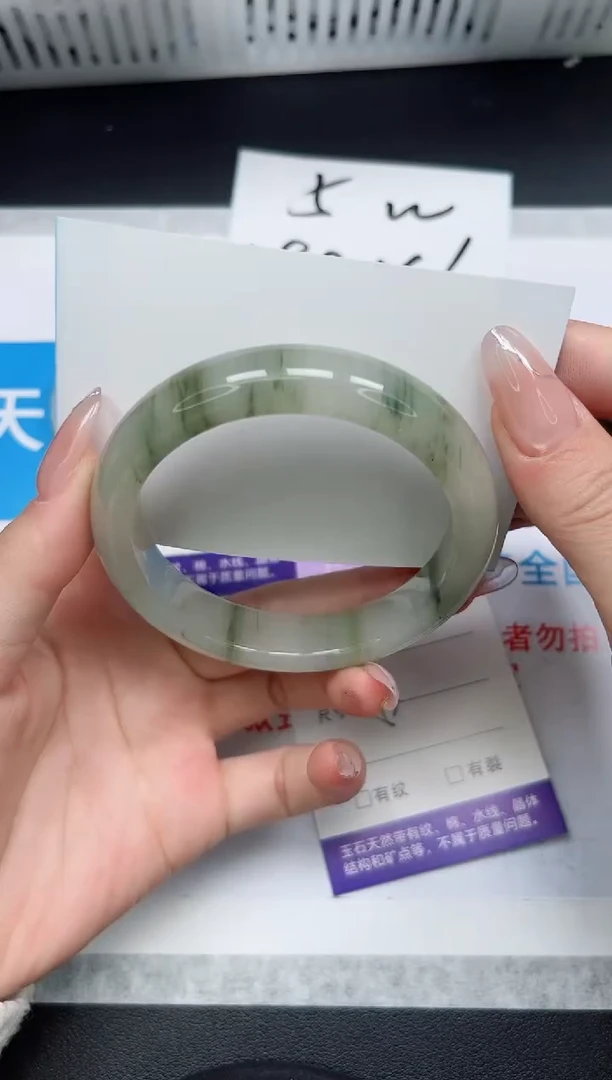 【闪购商品】石英质玉手镯合金215