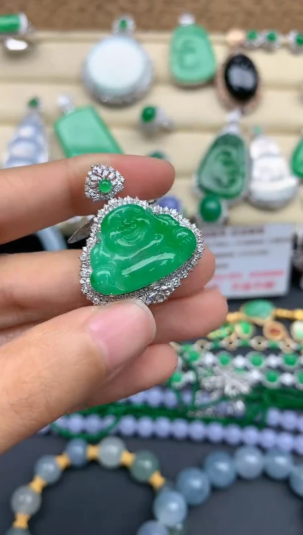 【闪购商品】翡翠颈饰18K金镶嵌470-中国好珍宝
