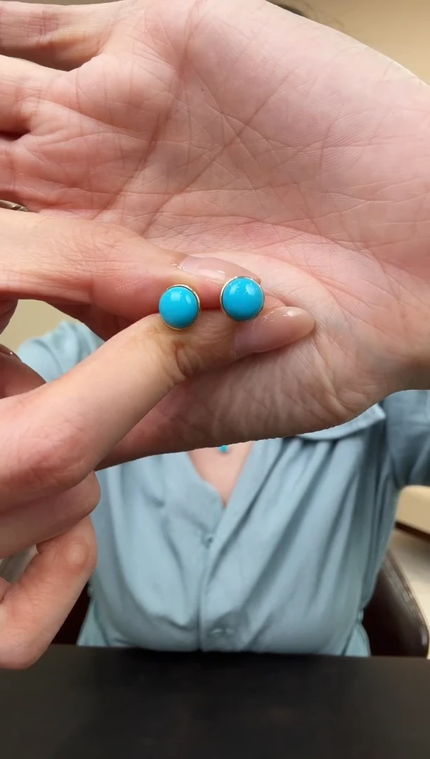 18K金镶嵌绿松石耳钉7mm