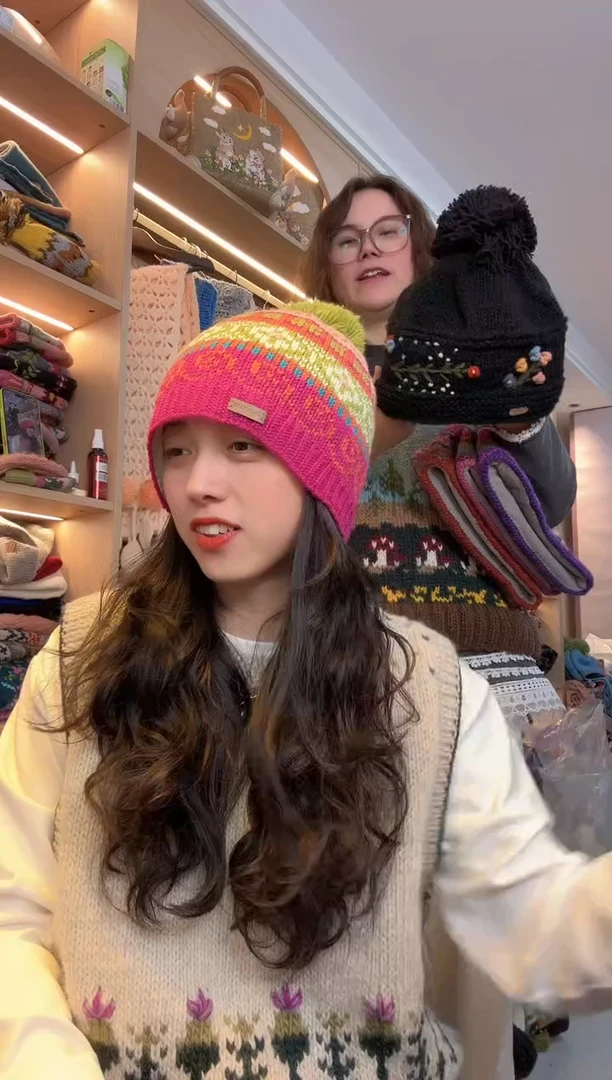 羊毛美利奴火龙果单球帽