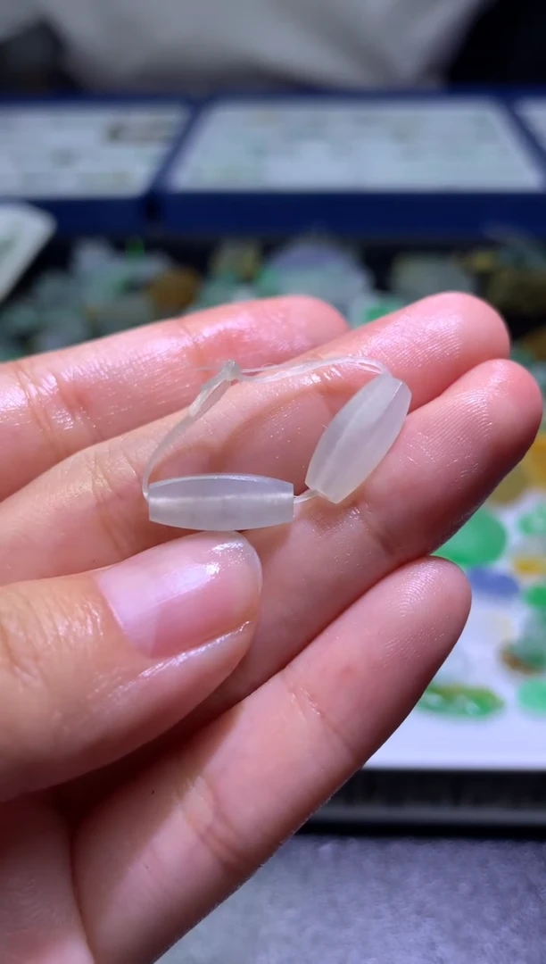定制翡翠未镶嵌毛货