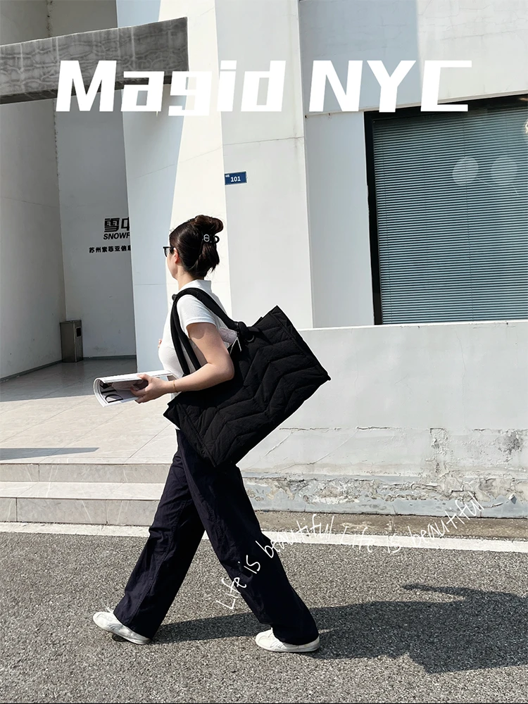 哑光羽绒大容量女士手提包包