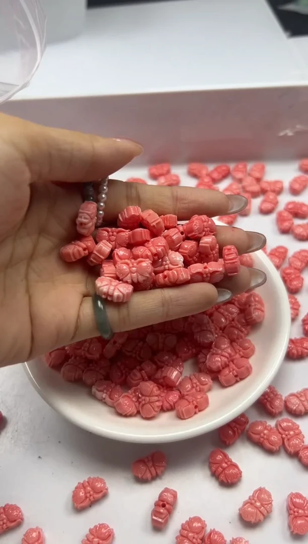 未镶嵌拼合珍珠（马贝珠）颈饰x986女*王贝蝴蝶*6颗