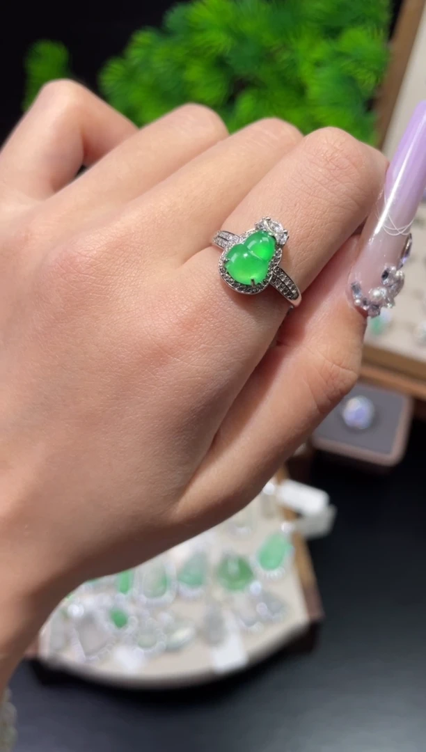 银S925镶嵌戒指翡翠戒指