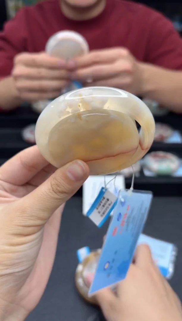 【闪购商品】石英质玉手镯未镶嵌630（58圈赠送镯心）