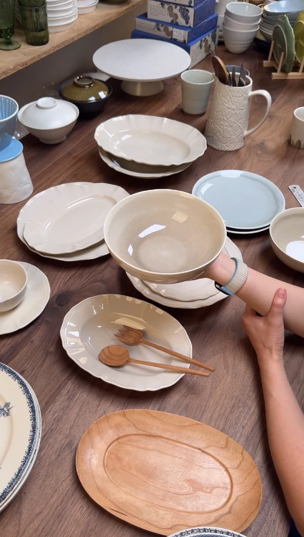 瓷英格列斯灰色大碗14.9cm