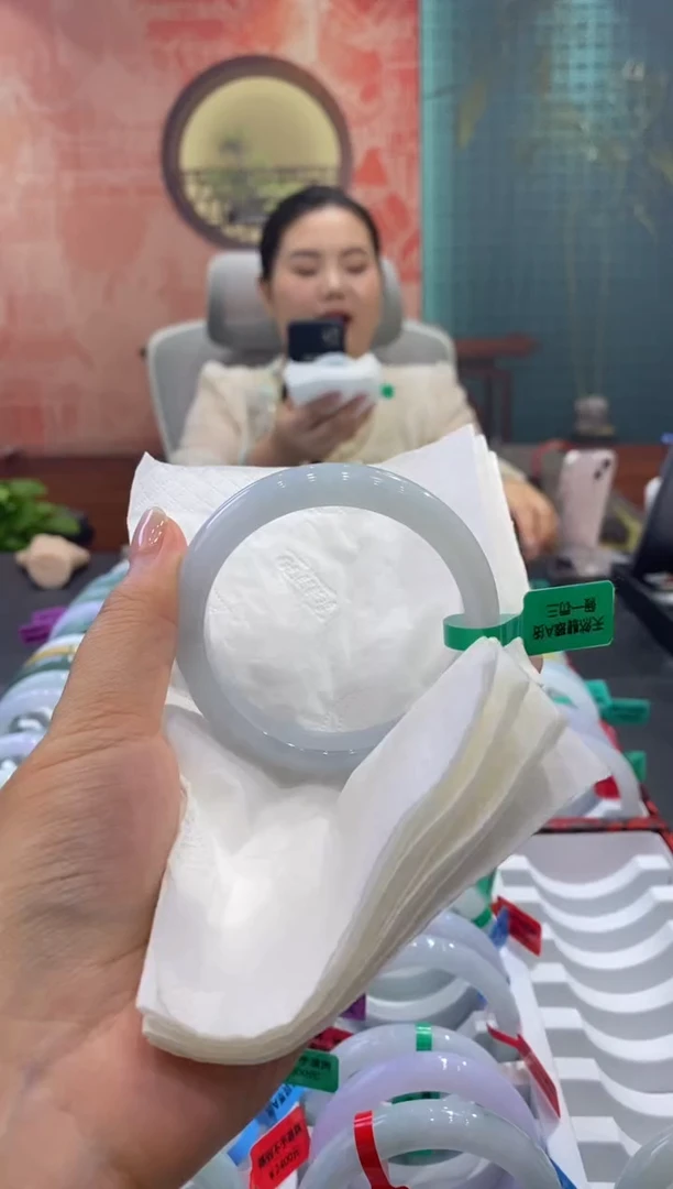 未镶嵌手镯翡翠多人00021363