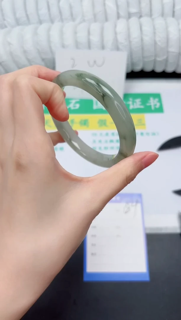 未镶嵌手镯石英质玉184-58.8PH