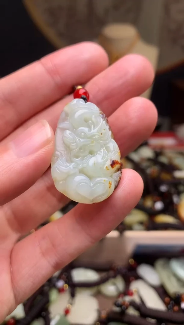 颈饰未镶嵌和田玉新疆料青海料清水和田玉吊坠