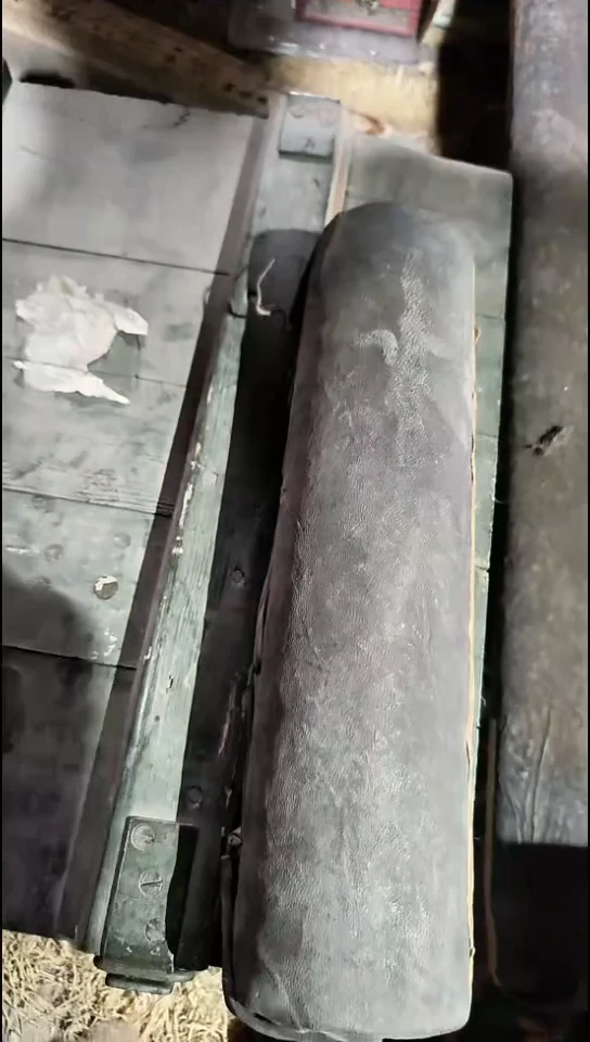 香榧木（1个小牛皮桶0