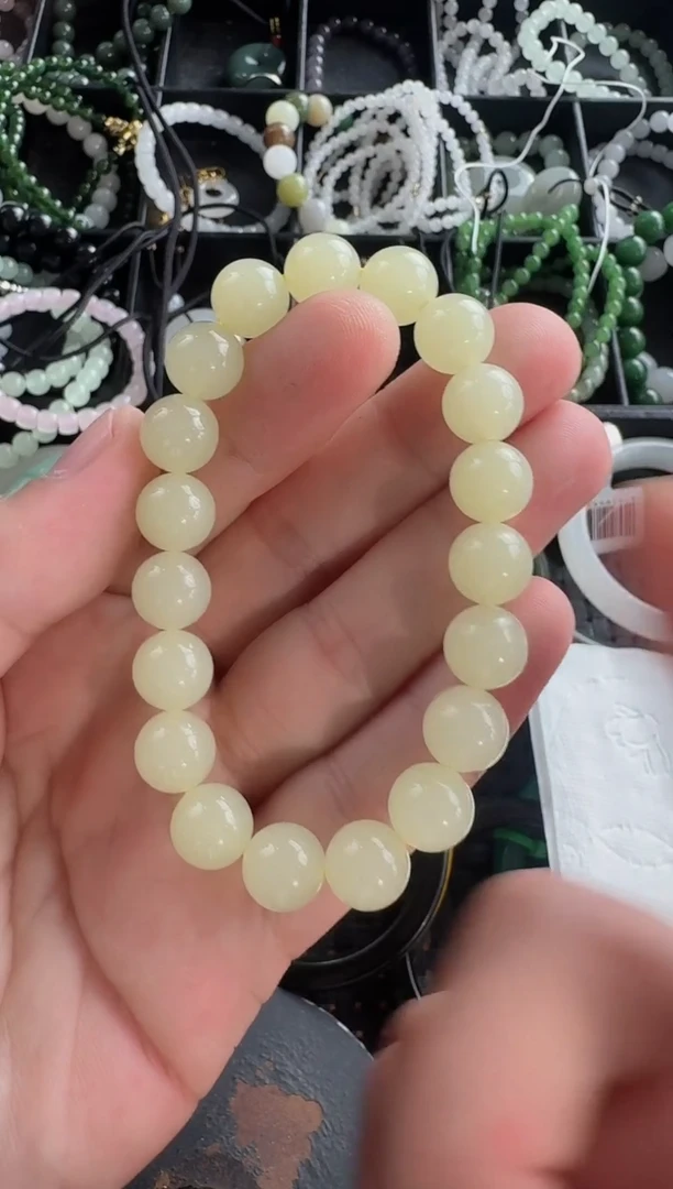 和田玉未镶嵌颈饰10mm黄玉手串