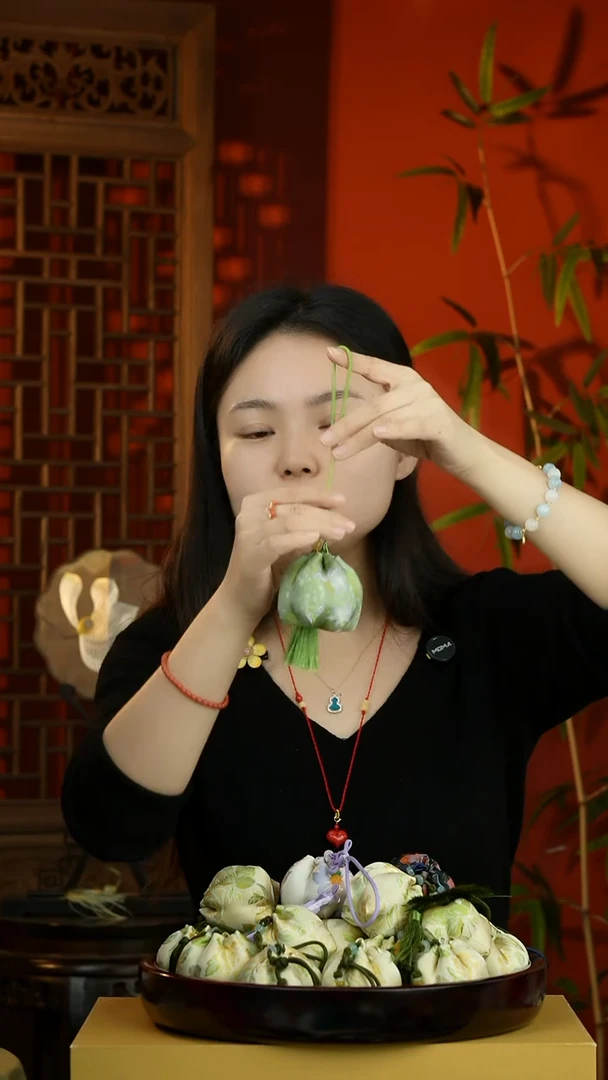 刺绣闪购纯手工非遗国风饰品