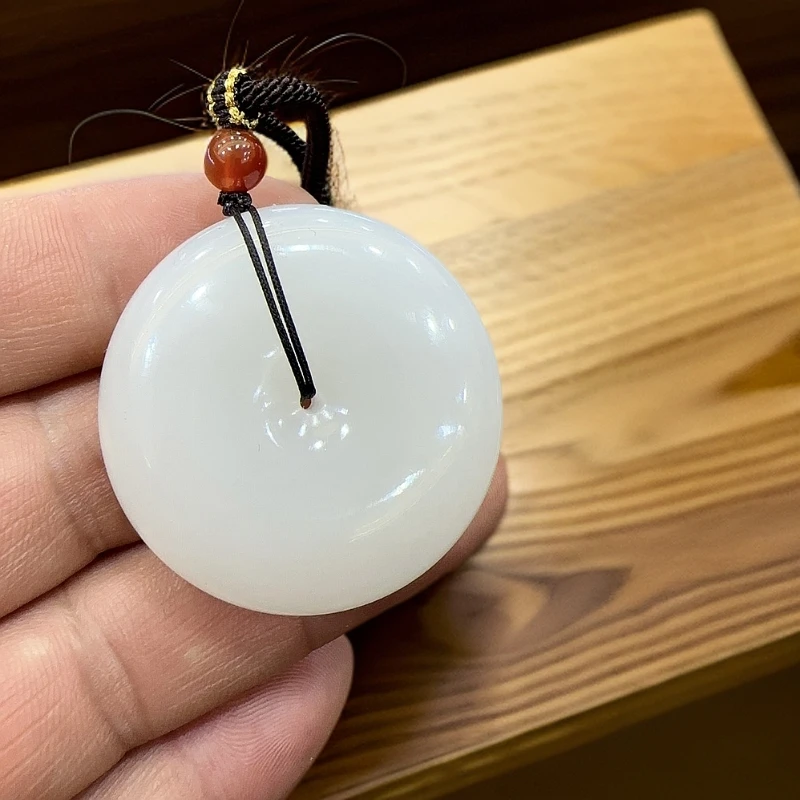 和田玉羊脂白玉平安扣