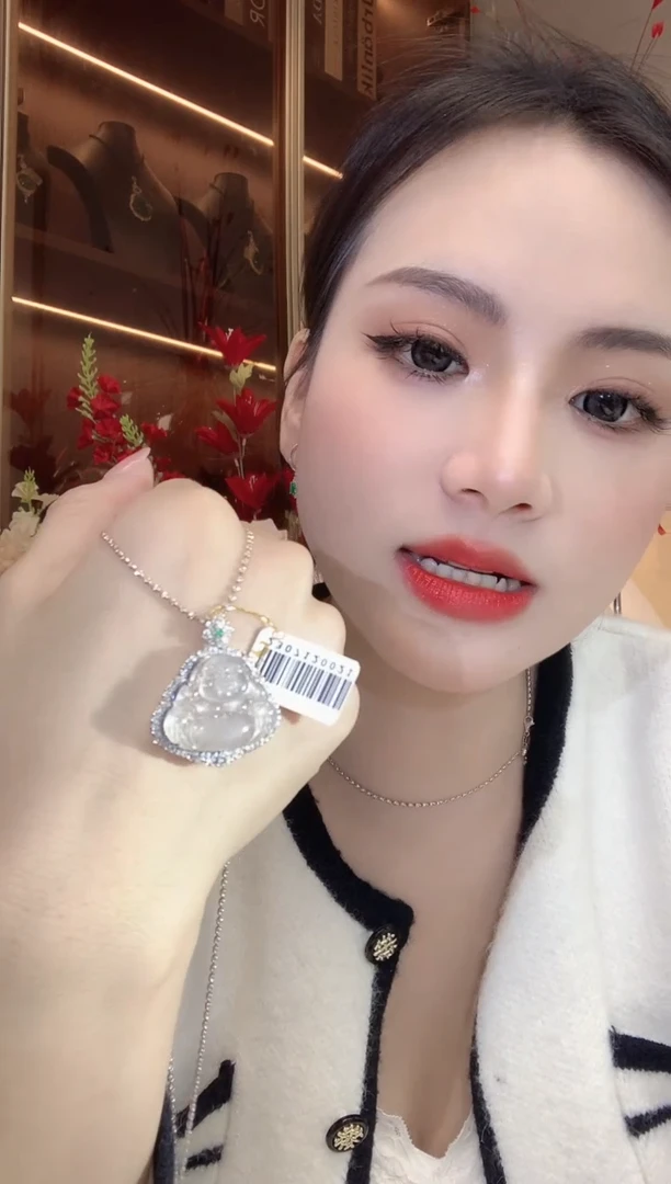 【闪购商品】翡翠吊坠(不含链)18K金镶嵌A29