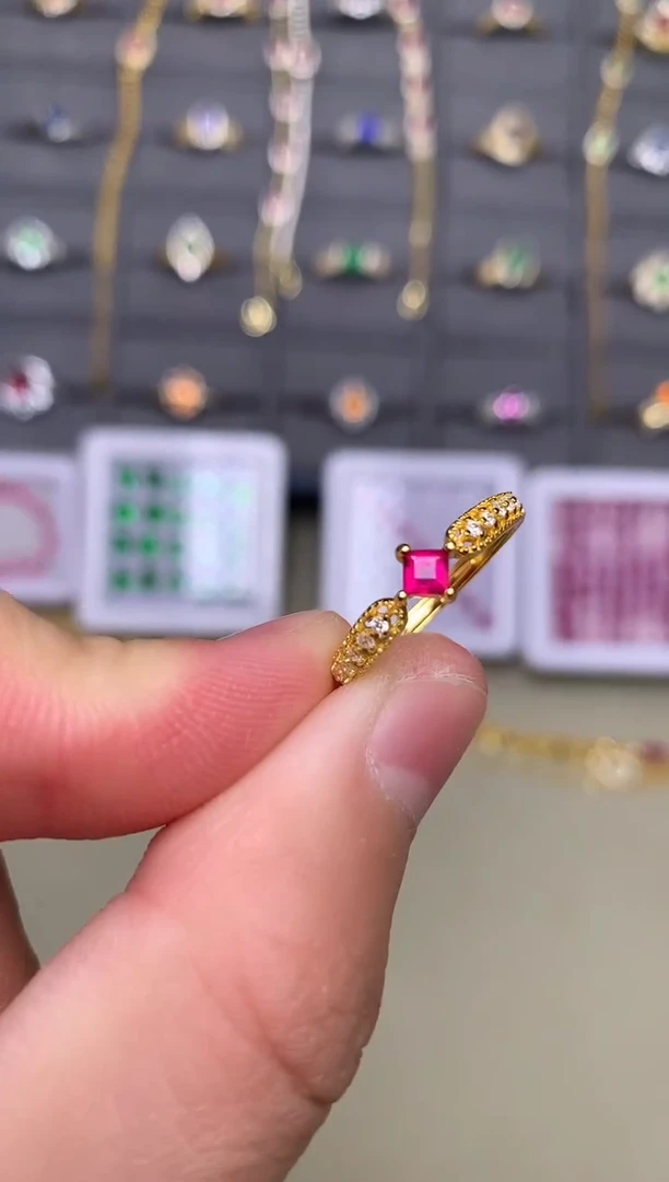 银S925镶嵌戒指红宝石戒指