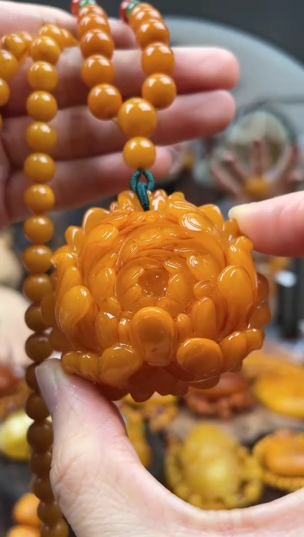 【闪购商品】琥珀裸石未镶嵌首饰 假1赔4 （多样性发货1件