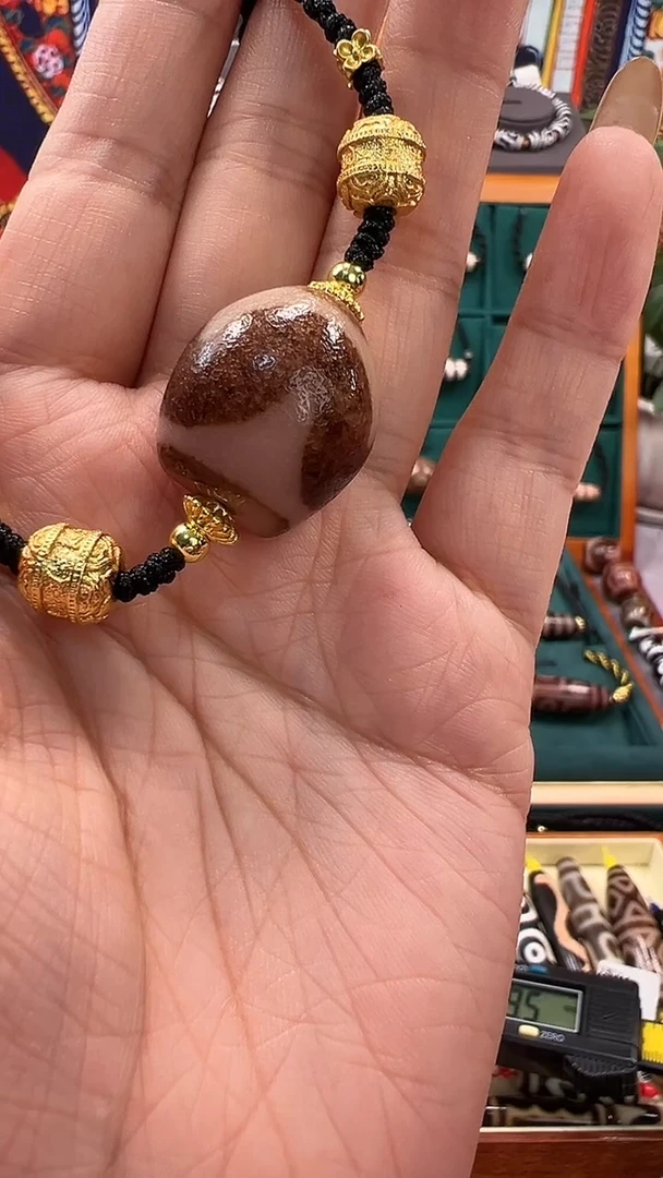 玛瑙/玉髓（覆膜）颈饰合金21.