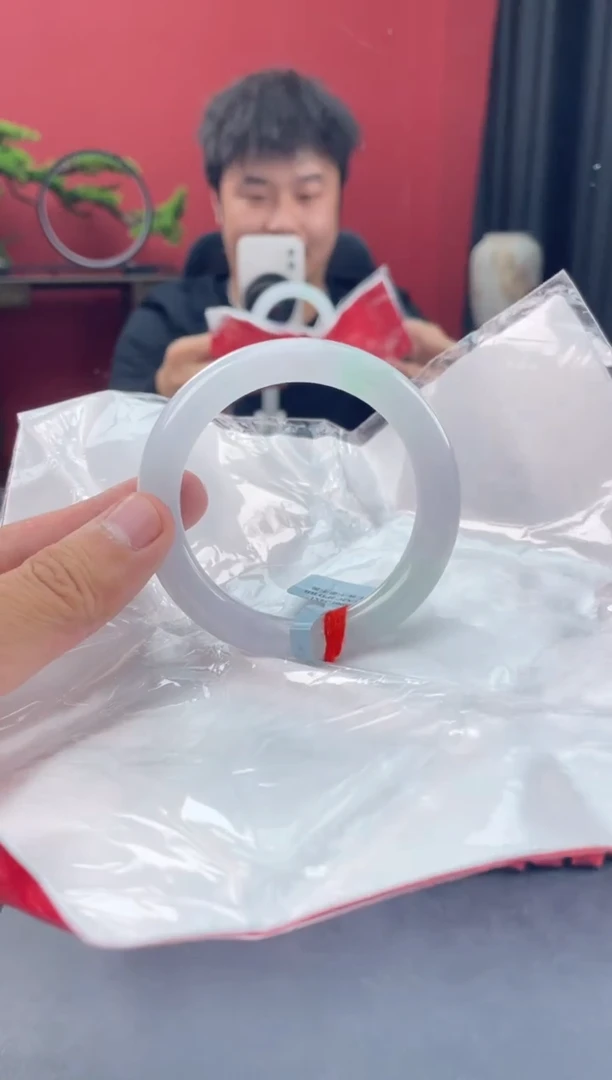 未镶嵌手镯翡翠2