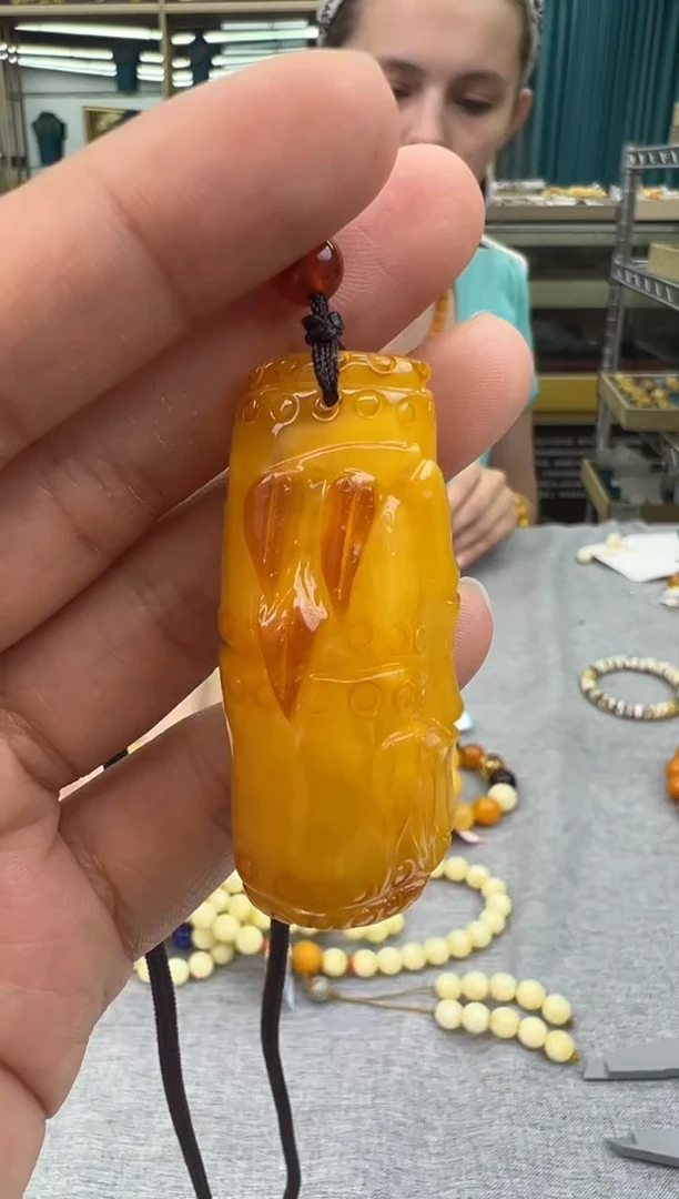 未镶嵌颈饰琥珀120秒拍号假一罚十
