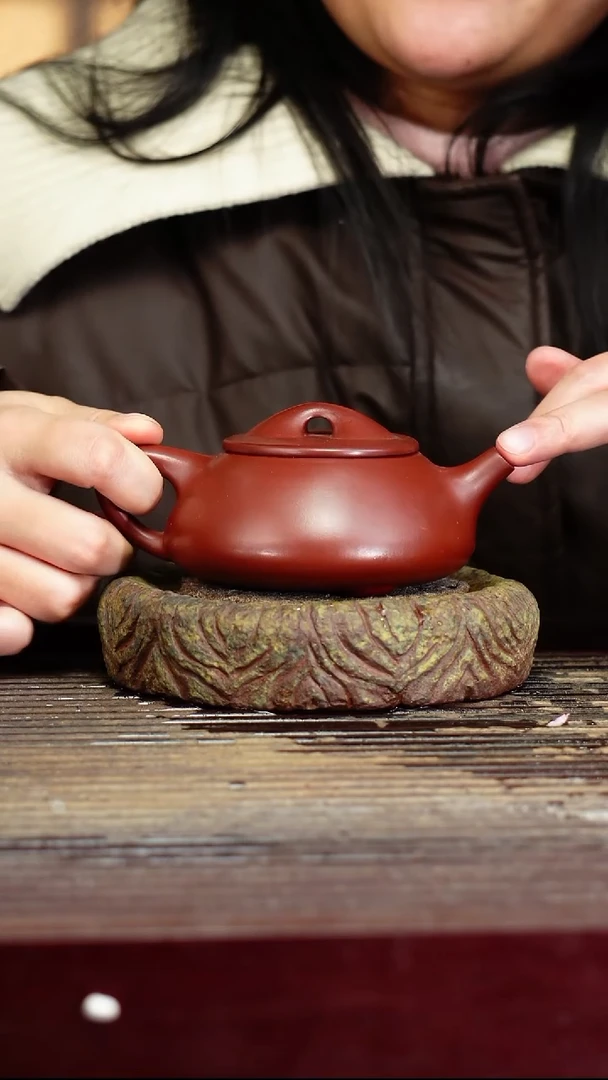 宜兴原矿紫砂壶茶壶宜兴原矿紫砂壶茶壶260C