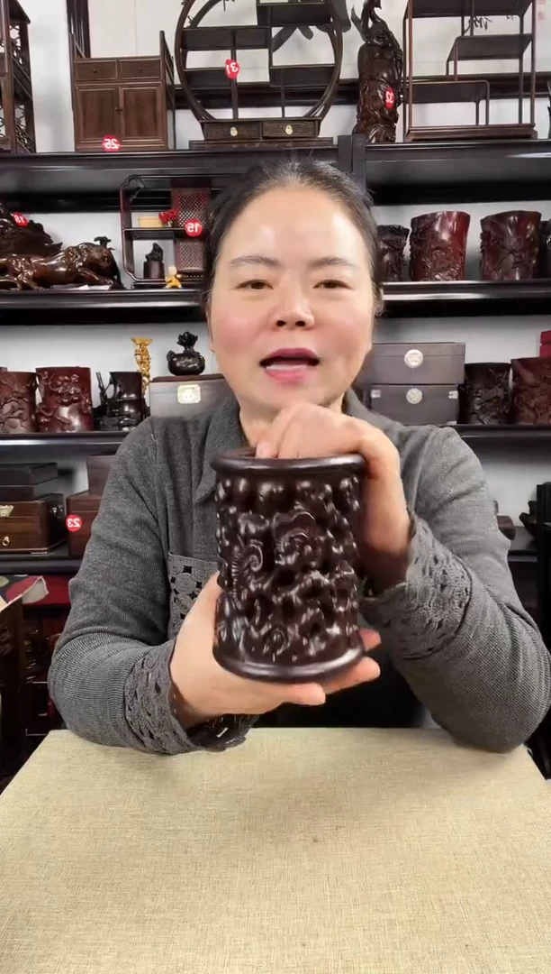 木新款笔筒老李红木工艺品