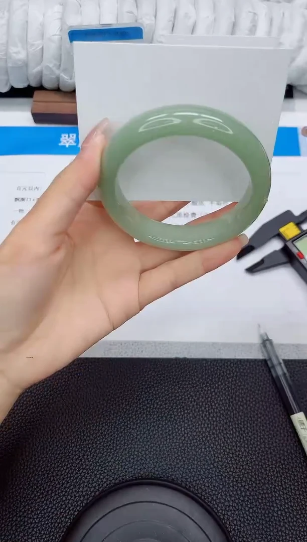 石英质玉手镯未镶嵌391-59.9