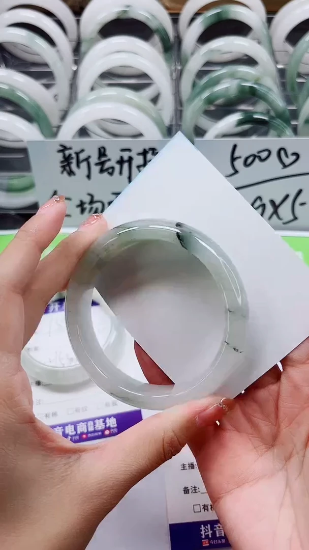 【闪购商品】石英质玉手镯合金A16-58/59