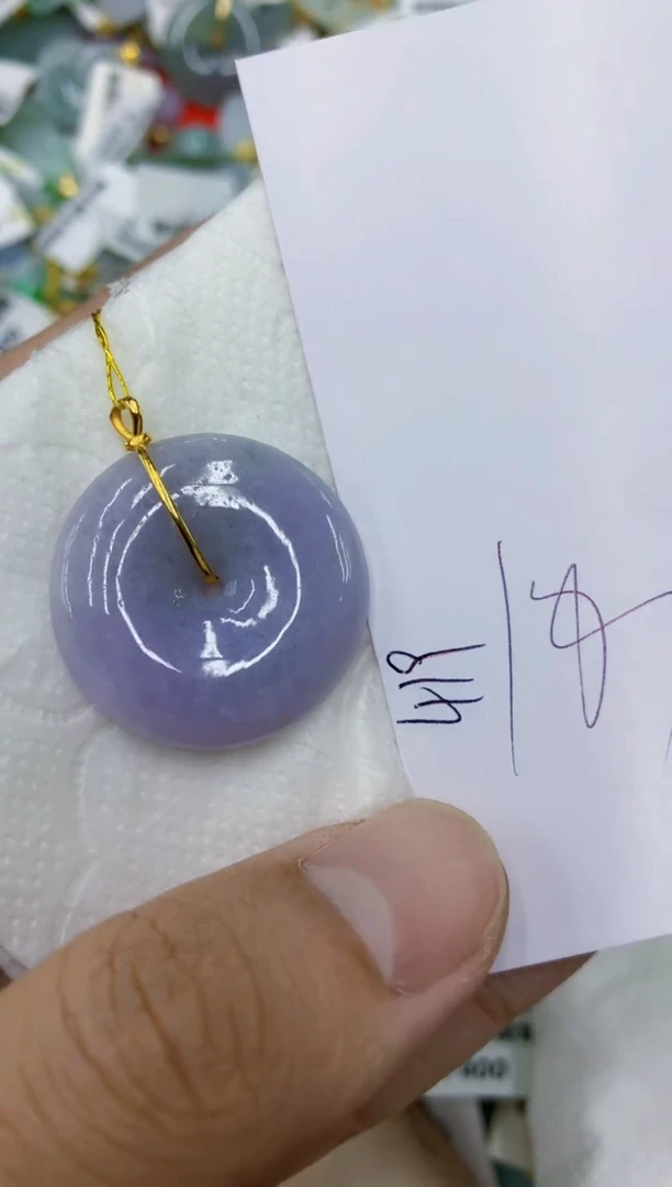 颈饰18K金镶嵌翡翠11111111111