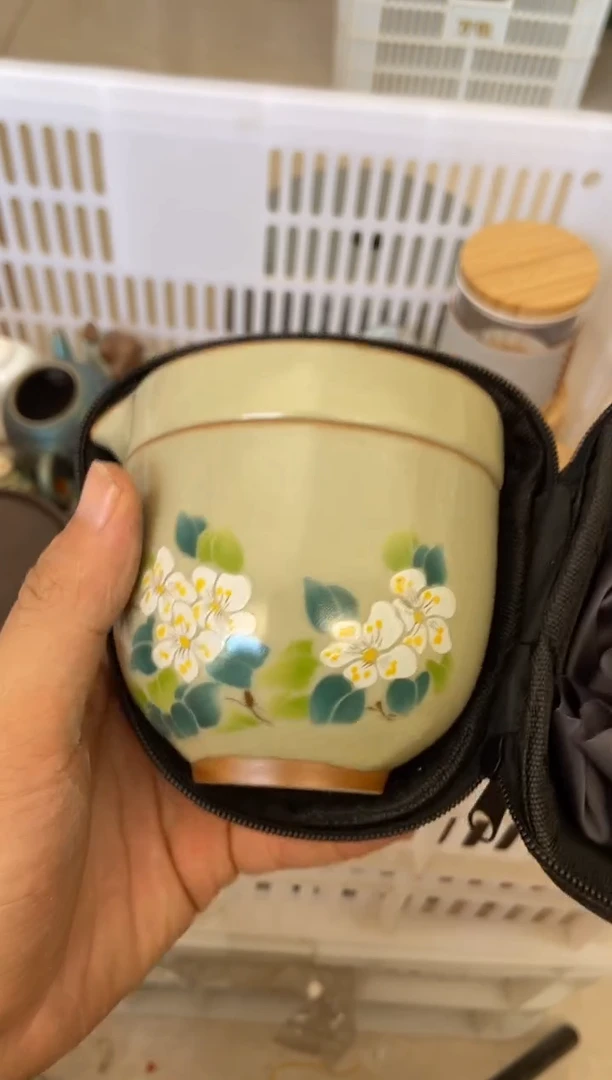 杯无运费险有瑕疵的摄影的产品有使用过的痕迹有点脏介意勿拍