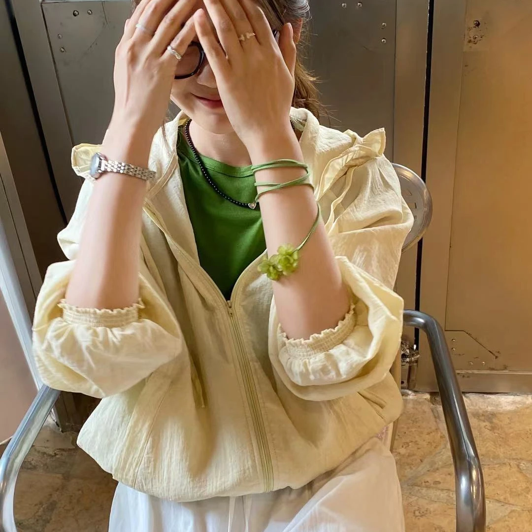 仓美美女装-连帽落肩袖设计款防晒拉链外套（卡码推荐拍大！）