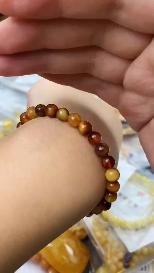 未镶嵌琥珀珠宝奇石112