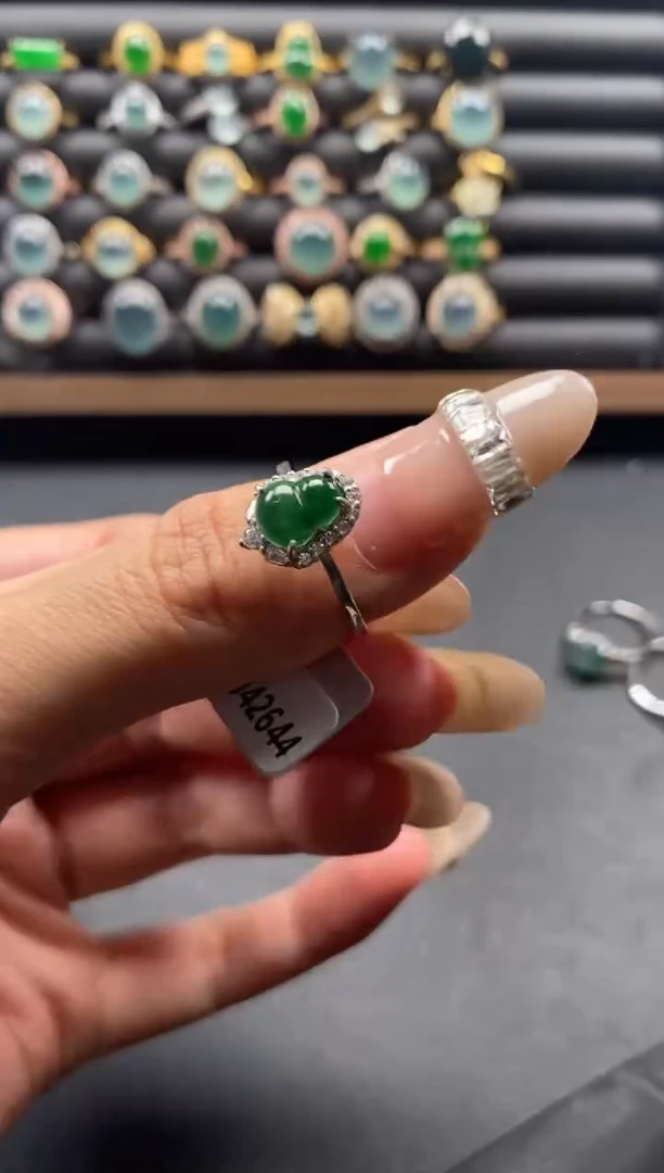 银S925镶嵌戒指翡翠51151