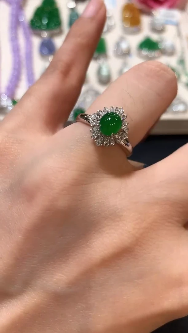 18K金镶嵌戒指翡翠z97