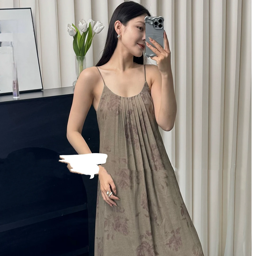 【8】卡其色连衣裙